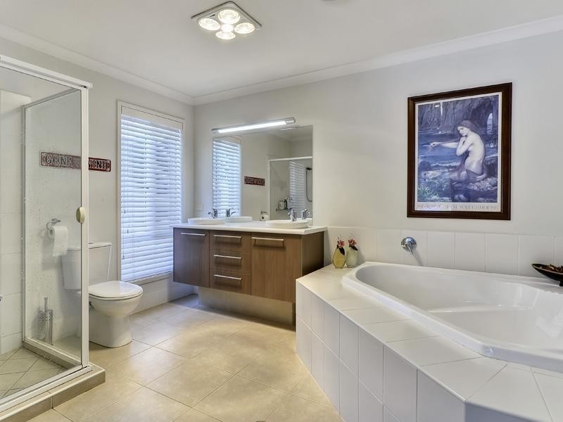 38 Aringa Crescent, Karana Downs QLD 4306